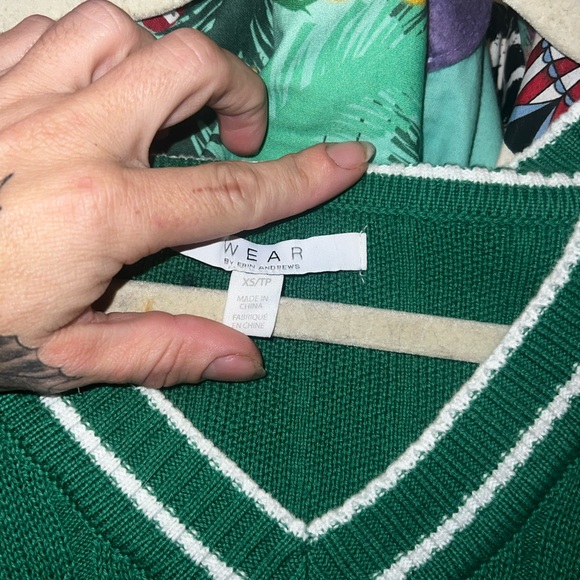 NFL eagles 🦅 heavy knit sweater - Picture 3 of 3